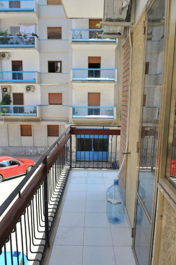 Casa Sarahouse Apartamento Taranto Exterior foto